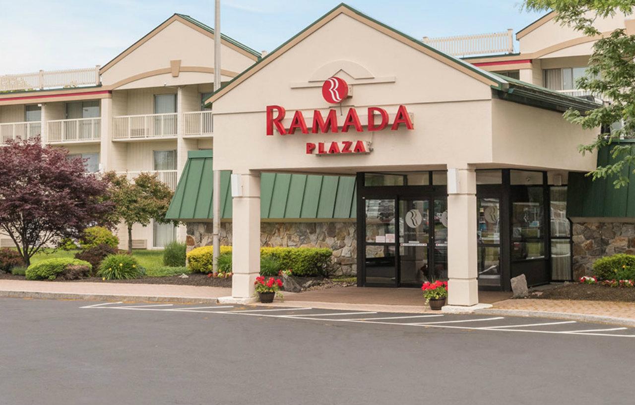 Отель Ramada Plaza By Wyndham Портленд Экстерьер фото